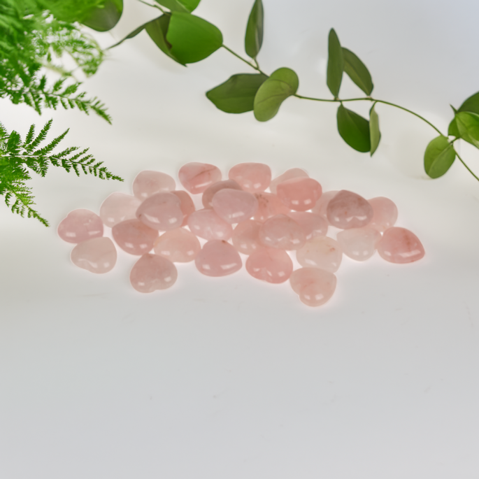Hartjes Rozen Quartz met greenery