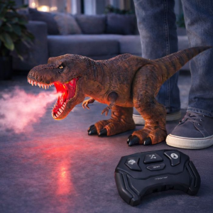 Op afstand bestuurbare T-Rex op de vloer in een woonkamer, met verlichte bek en stoomeffect naast een afstandsbediening.